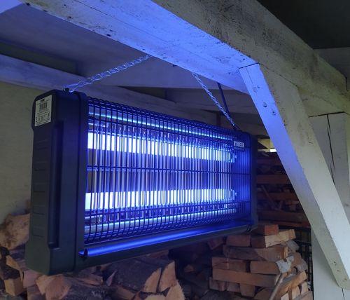 Знищувач комах Noveen IKN-30 Чорний 2x15 Вт 120 кв. м.